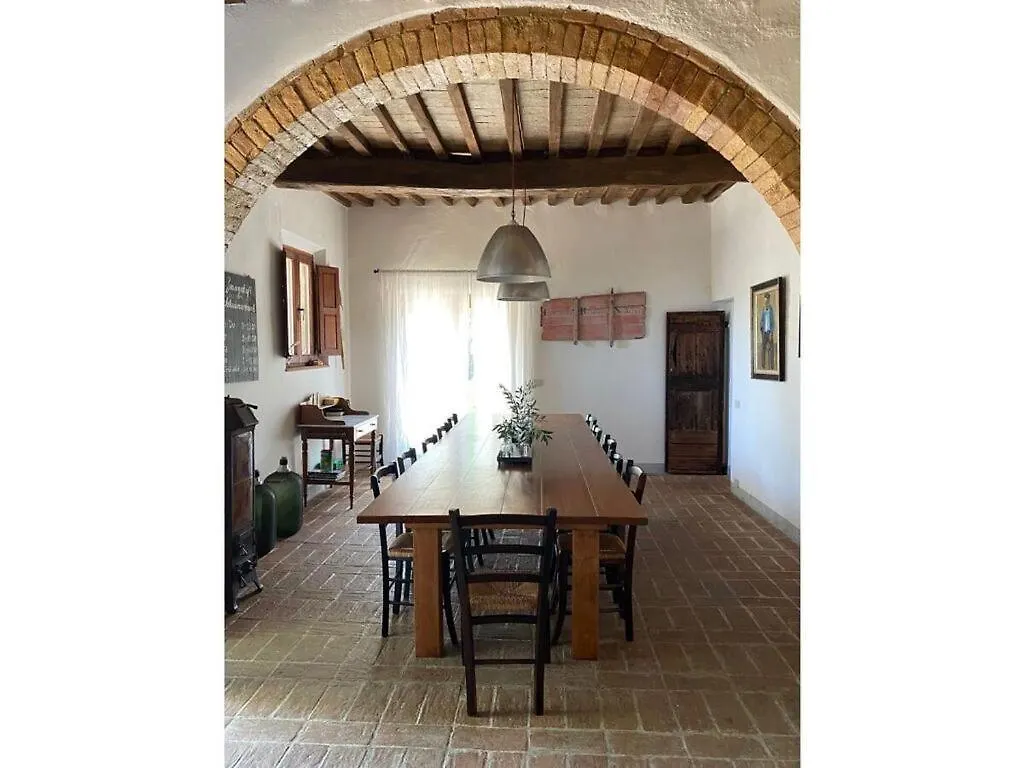 Nice Apartment In Chianni Italien